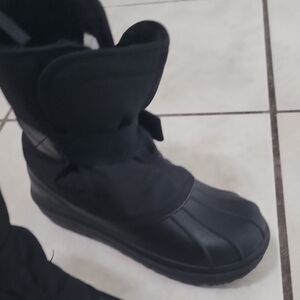 The Children's Place Sleek Black Kids Boots